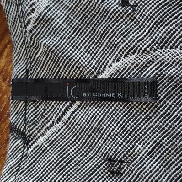 I C Collection by Connie K Tweed Linen Lagenlook Vest/Tank - Picture 7 of 8